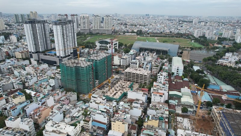 Thủ tướng chỉ đạo Bộ Công an vào cuộc xử lý tiêu cực trong mua nhà ở xã hội- Ảnh 2.