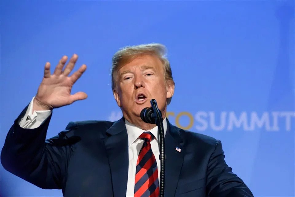 Điều gì khiến vàng thắng lớn dưới thời của ông Trump?- Ảnh 1. Điều gì khiến vàng thắng lớn dưới thời của ông Trump?- Ảnh 1.