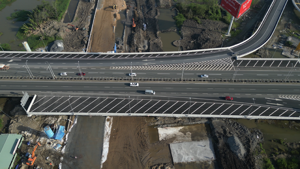 Đang mở rộng tuyến đường “huyết mạch” kết nối sân bay Long Thành- Ảnh 5.