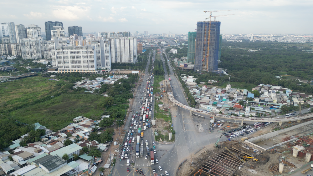 Thay bạn đi xem công trường xây nút giao 3.400 tỷ tại TP.HCM- Ảnh 13.