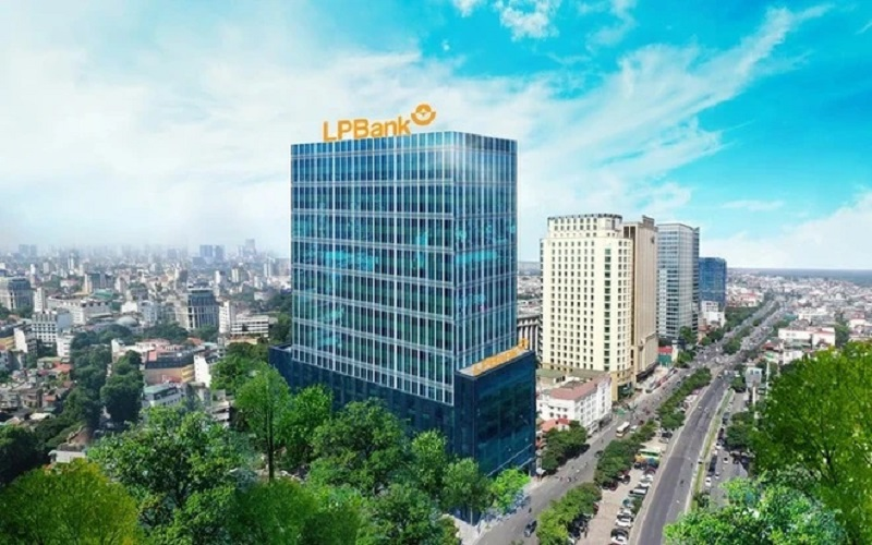 Cổ phiếu LPBank tăng gấp 3-4 lần sau 3 năm bầu Thụy tiếp quản: Công thức liệu có lặp lại ở Sacombank?- Ảnh 2.