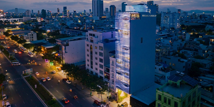 Một cổ phiếu bất động sản chuẩn bị chuyển sang HoSE sau khi tăng giá 2,5 lần sau 2 tuần lên UpCOM- Ảnh 1. Một cổ phiếu bất động sản chuẩn bị chuyển sang HoSE sau khi tăng giá 2,5 lần sau 2 tuần lên UpCOM- Ảnh 1.