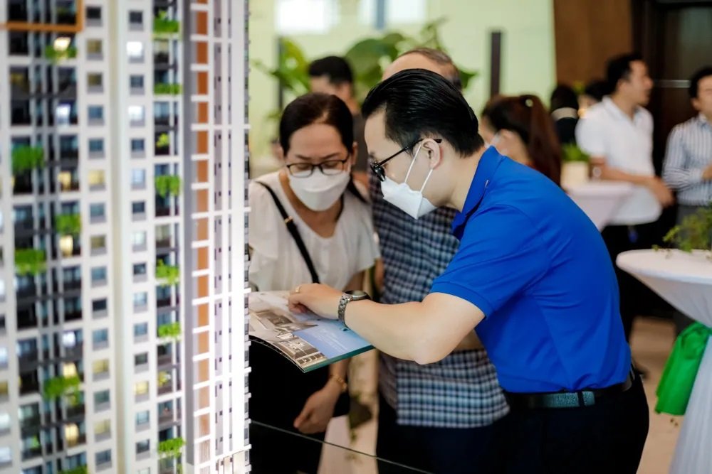 TP.HCM tăng cường kiểm tra xử lí nghiêm các hành vi nhiễu loạn thị trường bất động sản- Ảnh 2. TP.HCM tăng cường kiểm tra xử lí nghiêm các hành vi nhiễu loạn thị trường bất động sản- Ảnh 2.