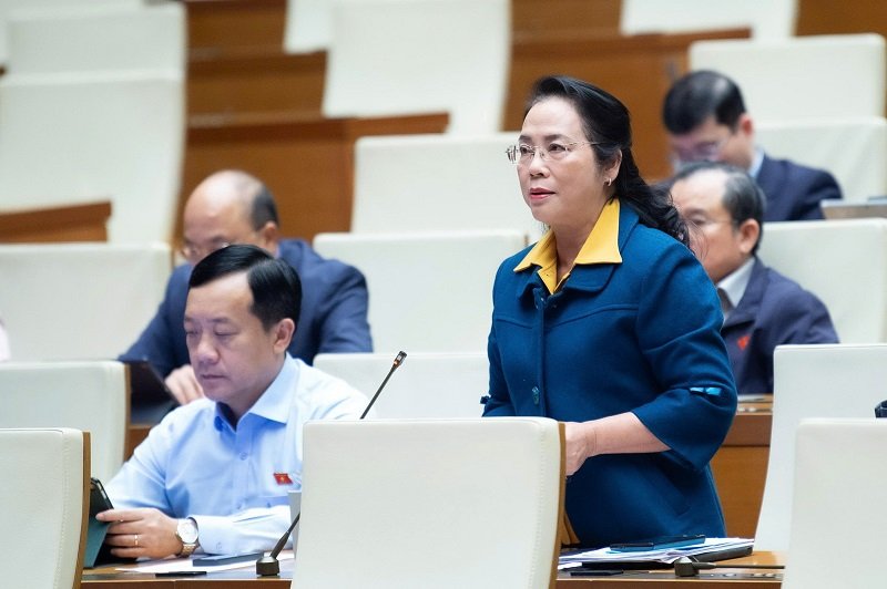 Mức thuế 0,1% có thể chưa đủ để ngăn chặn việc đầu cơ mua bán vàng- Ảnh 1.