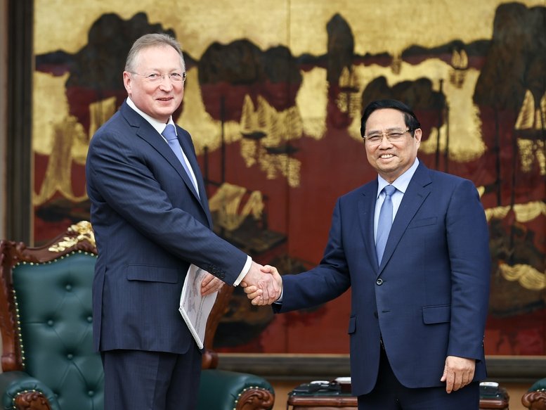 xay-dung-trung-tam-nang-luong-tai-viet-nam-1