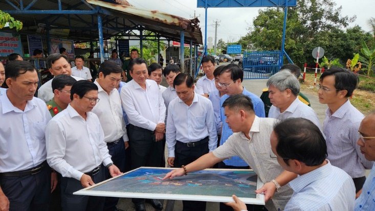 Lãnh đạo tỉnh Vĩnh Long khảo sát, gỡ khó cho các dự án trọng điểm ven biển- Ảnh 1.