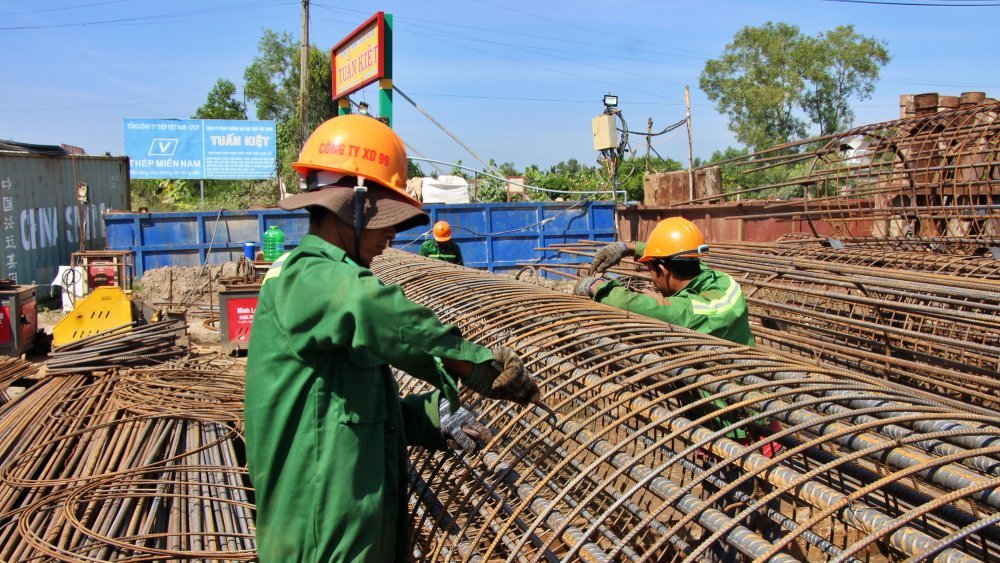 Chỉ còn ít ngày, cao tốc Cần Thơ - Cà Mau sẽ thông xe tuyến chính, TP.HCM về Cà Mau chỉ còn 4 giờ- Ảnh 2.
