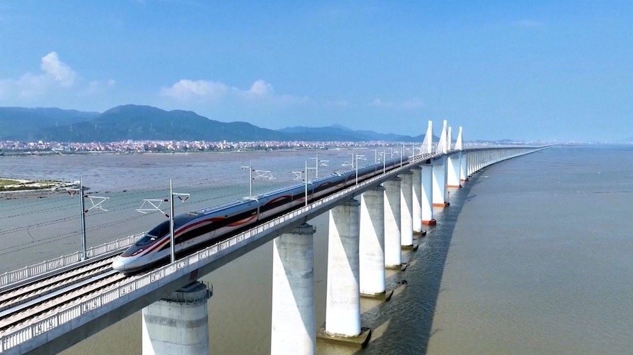 Đường sắt 350 km/h nối 2 đô thị lớn phía Bắc chính thức chốt đầu tư, vốn gần 150.000 tỷ, hẹn chạy năm 2028- Ảnh 2.