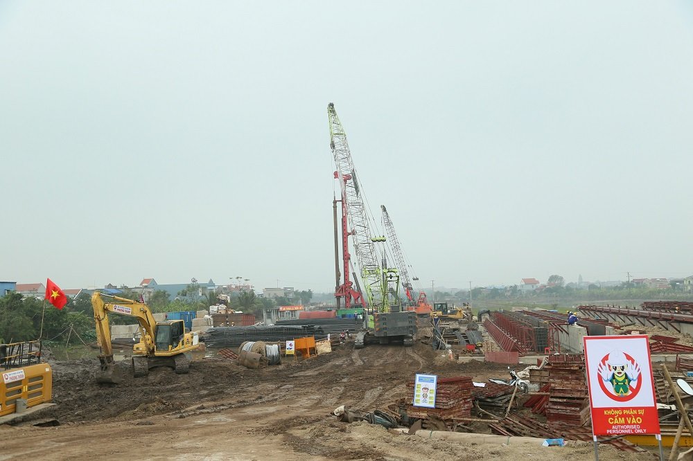 hon-500-ty-dong-da-rot-vao-cong-truong-nay-1