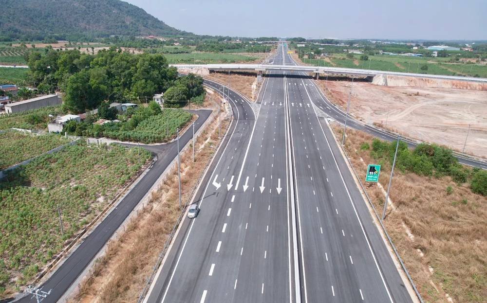 Trước Tết 2026, người dân có thể đi Vũng Tàu nhanh hơn bằng hơn 18km cao tốc mới- Ảnh 3.