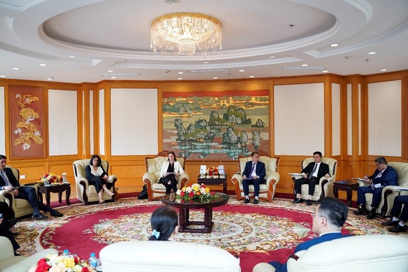 Hợp tác với nhà cung cấp chỉ số hàng đầu thế giới FTSE Russell, thị trường chứng khoán Việt Nam rộng cửa nâng hạng- Ảnh 1.