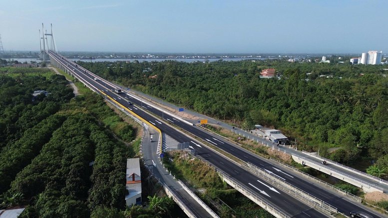 khi-duong-cao-toc-giup-dong-bang-song-cuu-long-cat-canh-1