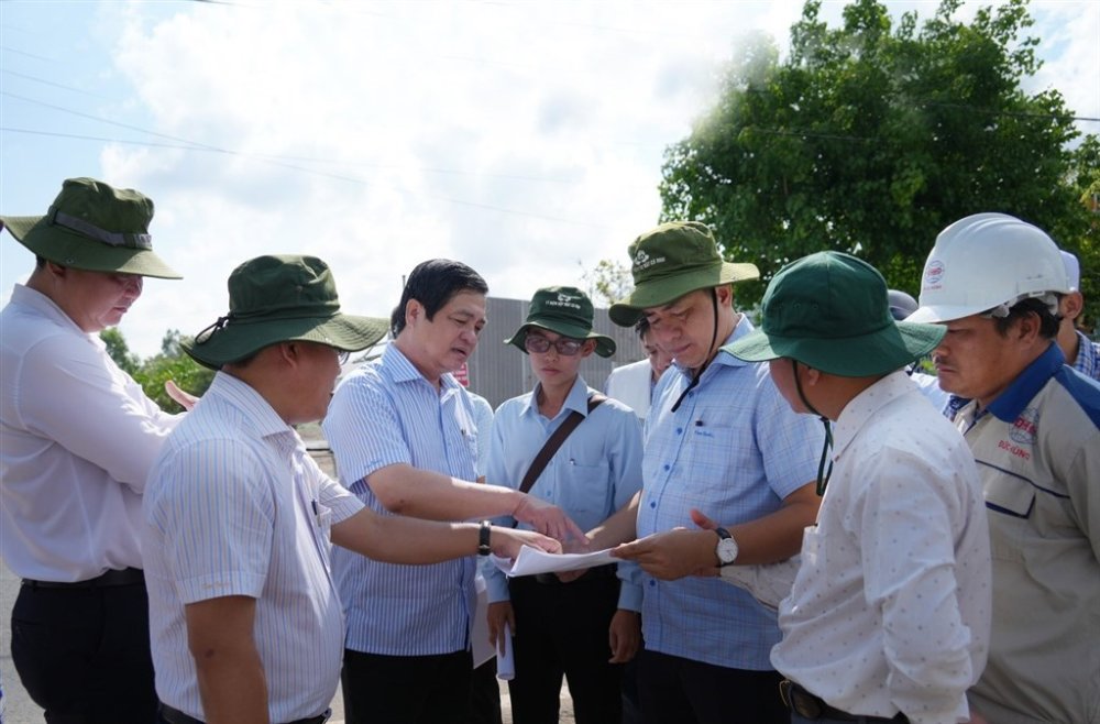 Hạ tầng Cà Mau nóng lên với loạt dự án đang thi công tại Bạc Liêu, Vĩnh Trạch, Hòa Bình- Ảnh 2. Hạ tầng Cà Mau nóng lên với loạt dự án đang thi công tại Bạc Liêu, Vĩnh Trạch, Hòa Bình- Ảnh 2.