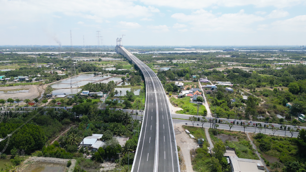 Cây cầu quan trọng trên cao tốc Bến Lức - Long Thành sắp hoàn thành: Khu vực nào sẽ hưởng lợi?- Ảnh 3. Cây cầu quan trọng trên cao tốc Bến Lức - Long Thành sắp hoàn thành: Khu vực nào sẽ hưởng lợi?- Ảnh 3.