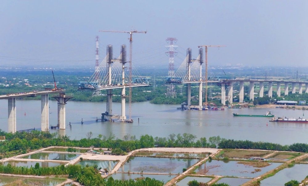Cây cầu quan trọng trên cao tốc Bến Lức - Long Thành sắp hoàn thành: Khu vực nào sẽ hưởng lợi?- Ảnh 6. Cây cầu quan trọng trên cao tốc Bến Lức - Long Thành sắp hoàn thành: Khu vực nào sẽ hưởng lợi?- Ảnh 6.