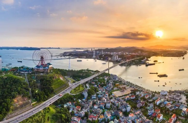 385.440 hộ dân đồng ý với Đề án thành lập thành phố Quảng Ninh trực thuộc Trung ương- Ảnh 1. 385.440 hộ dân đồng ý với Đề án thành lập thành phố Quảng Ninh trực thuộc Trung ương- Ảnh 1.