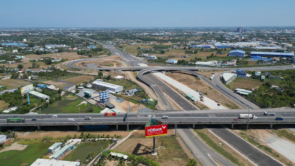 Toàn cảnh tuyến Vành đai 3 qua Tây Ninh: Đoạn 6,8km sắp về đích, khu vực nào sẽ hưởng lợi?- Ảnh 9. Toàn cảnh tuyến Vành đai 3 qua Tây Ninh: Đoạn 6,8km sắp về đích, khu vực nào sẽ hưởng lợi?- Ảnh 9.