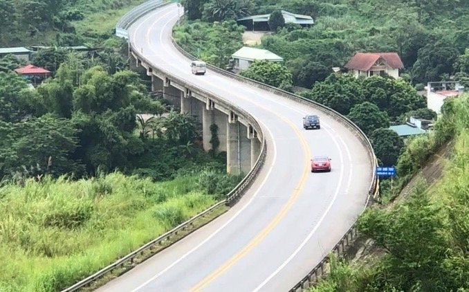 Đề xuất rót hơn 63.000 tỷ đồng làm cao tốc từ Bảo Hà lên cửa khẩu Ma Lù Thàng- Ảnh 1. Đề xuất rót hơn 63.000 tỷ đồng làm cao tốc từ Bảo Hà lên cửa khẩu Ma Lù Thàng- Ảnh 1.