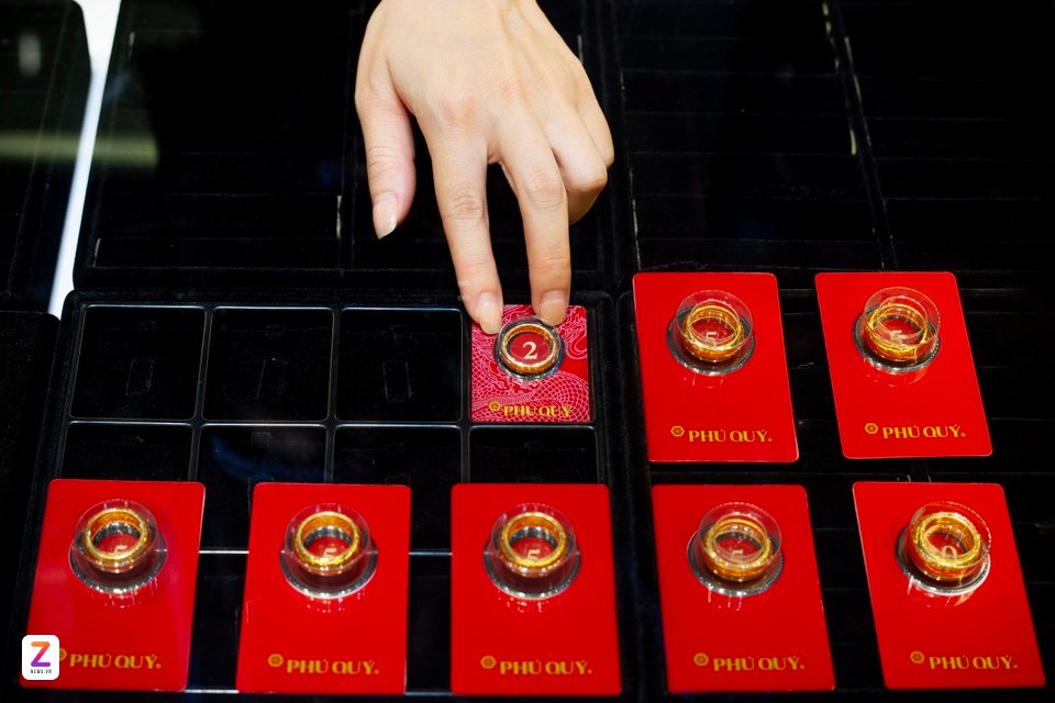 Giá vàng giảm thê thảm, mất gần 8 triệu đồng một ngày