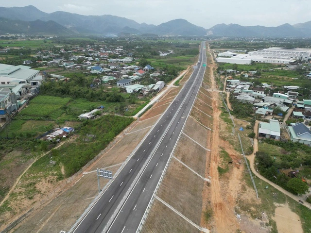 Nỗ lực hoàn thành tuyến cao tốc Quy Nhơn – Chí Thạnh hơn 14.800 tỷ đồng trước 30/4