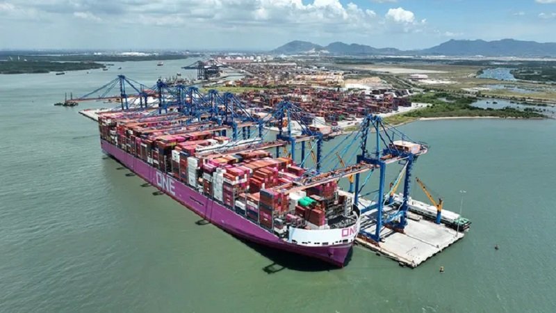 Dòng vốn FDI tăng tốc vào Việt Nam