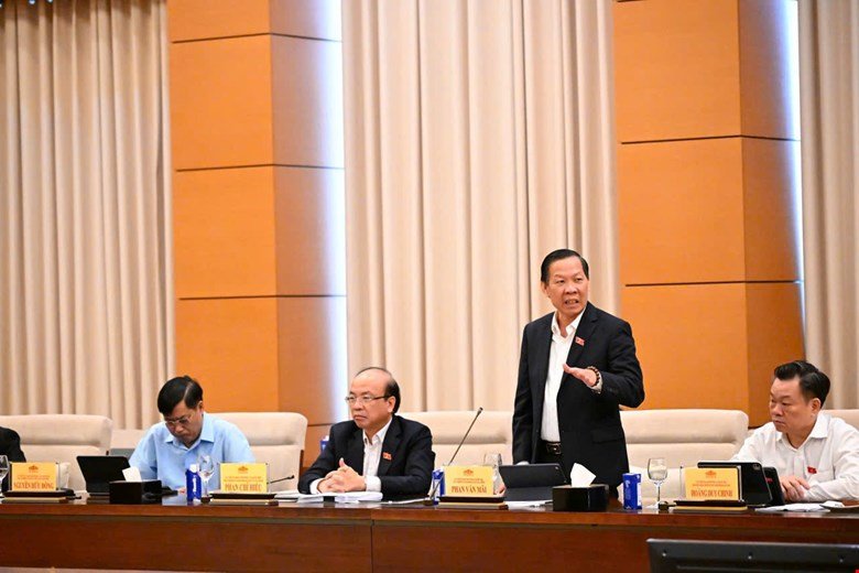 Ủy ban Kinh tế Tài chính đề xuất ngưỡng chịu thuế với hộ kinh doanh nên từ 2 tỷ đồng